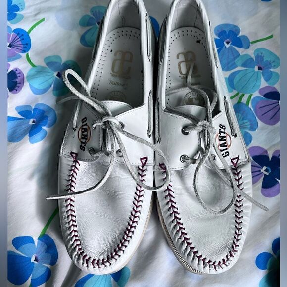 Allen Edmonds Fastball Baseball Loafers Dock Shoes SF GIANTS - Picture 1 of 11
